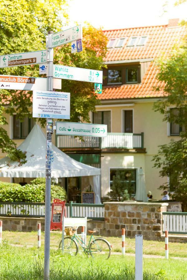 Cafe'Seestrasse Магдебург Екстериор снимка